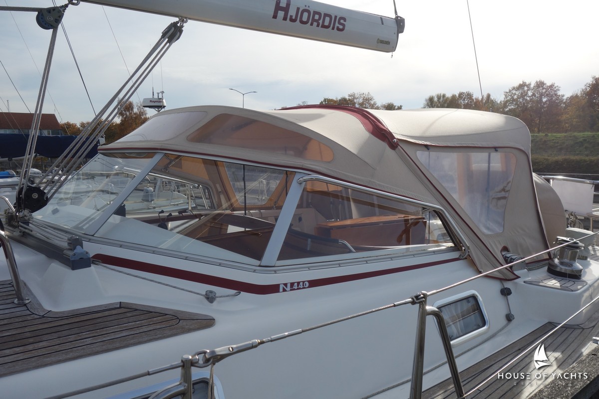 Najad 440 AC