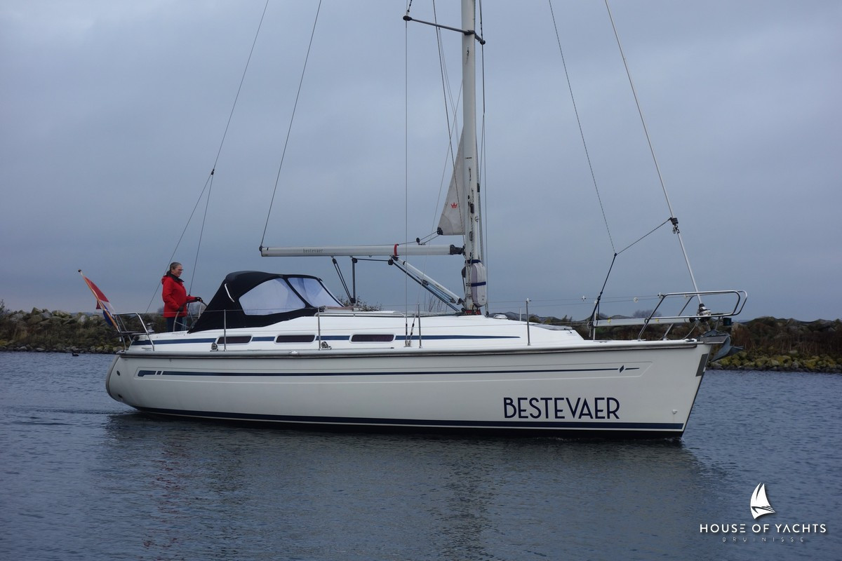 Bavaria 32