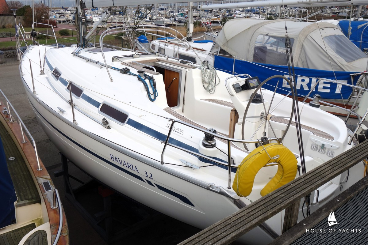Bavaria 32