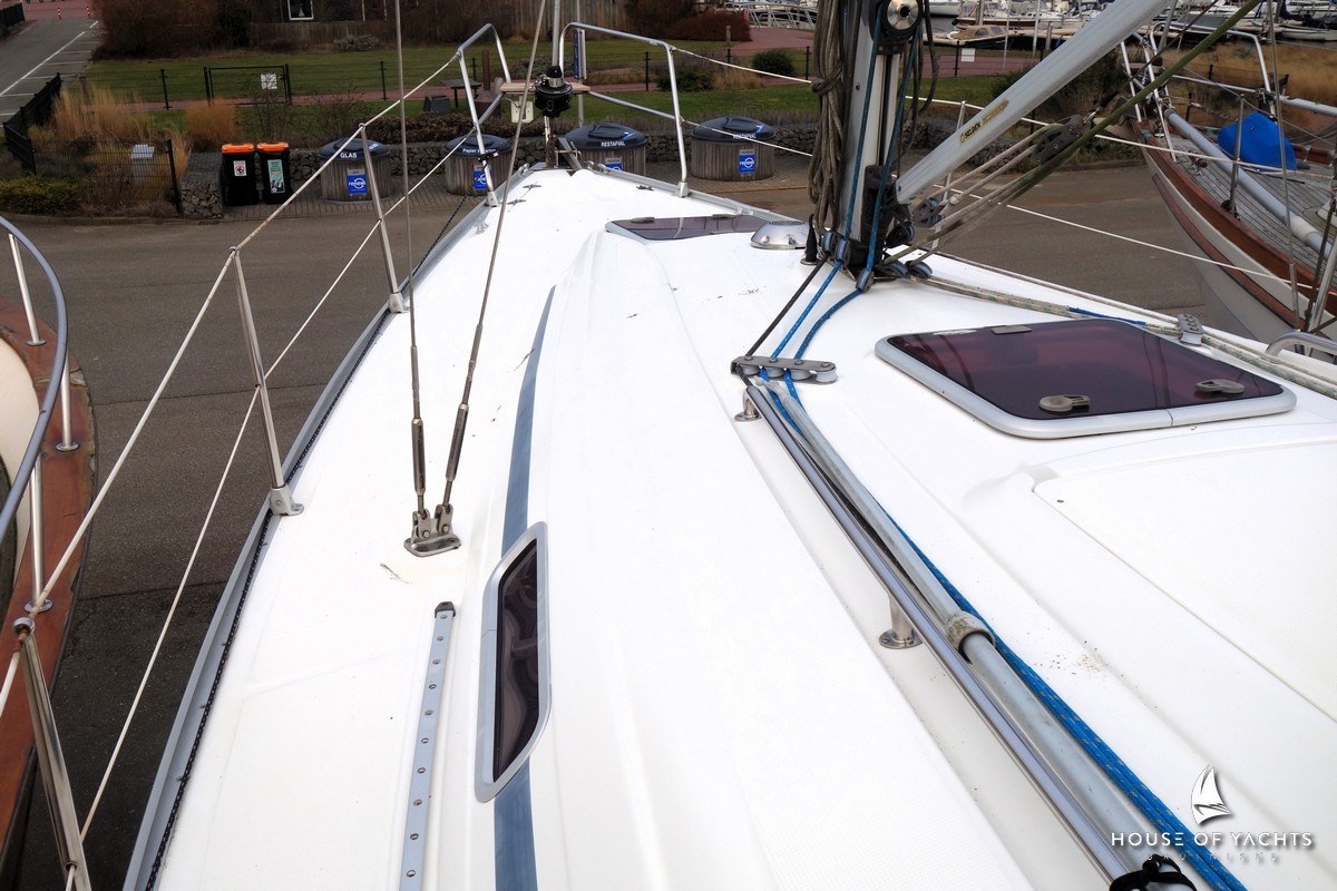 Bavaria 32