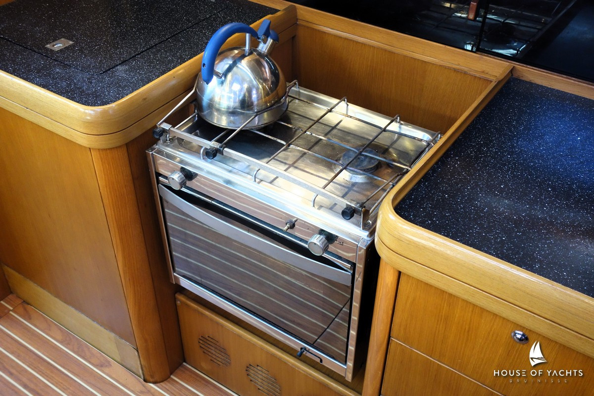 Grand Soleil 43