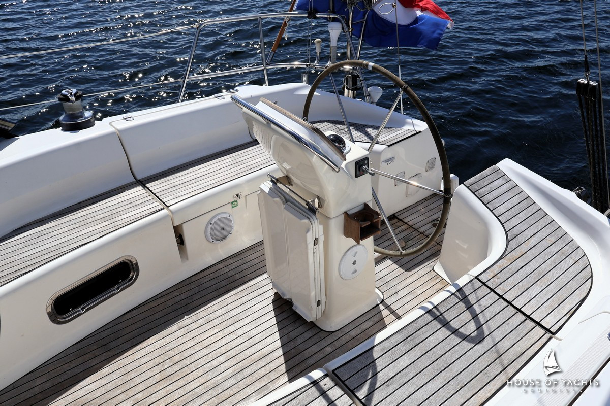 Bavaria 40-2