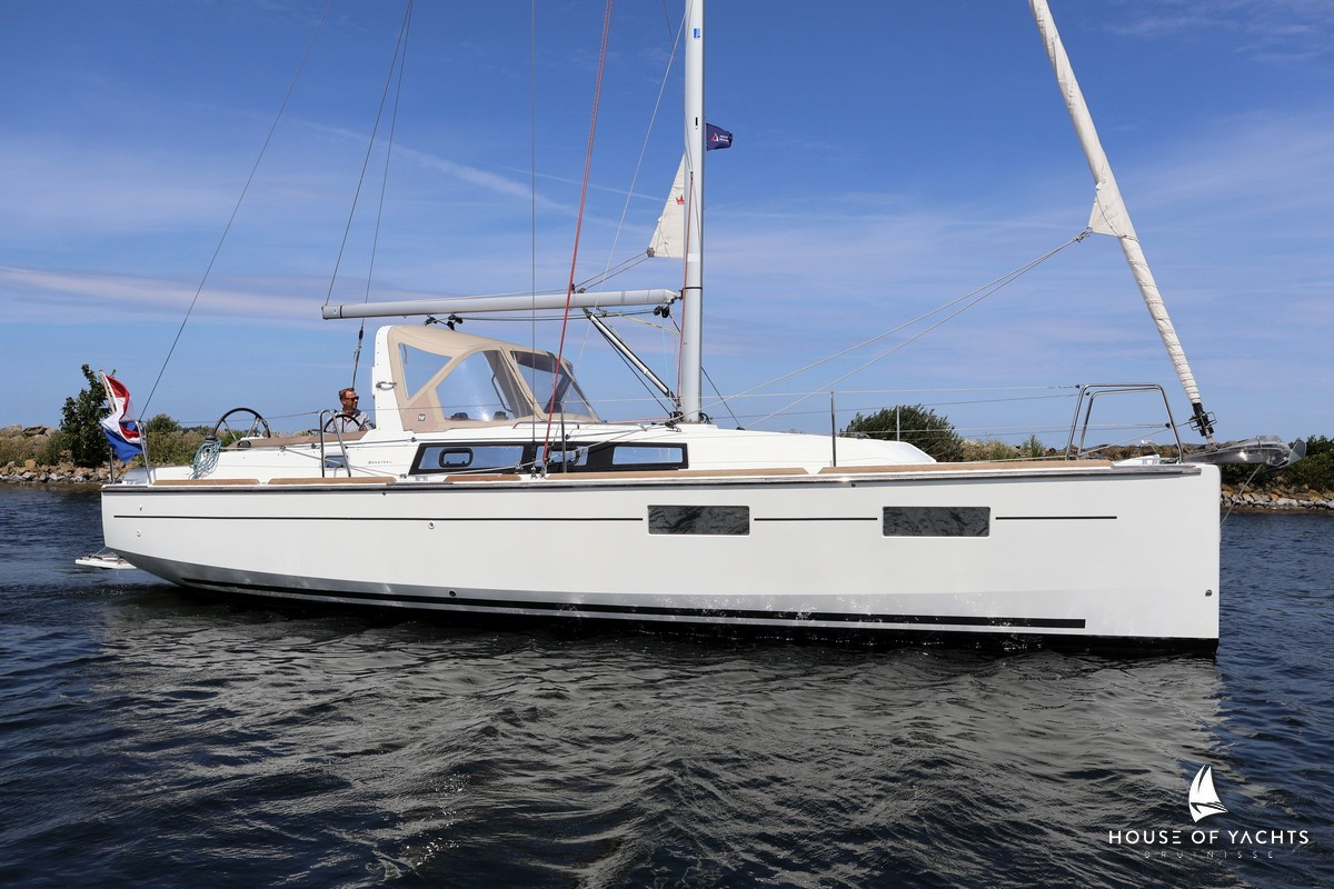 Beneteau Oceanis 35.1