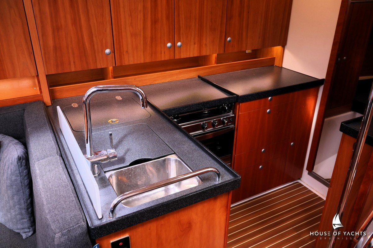 Hanse 445