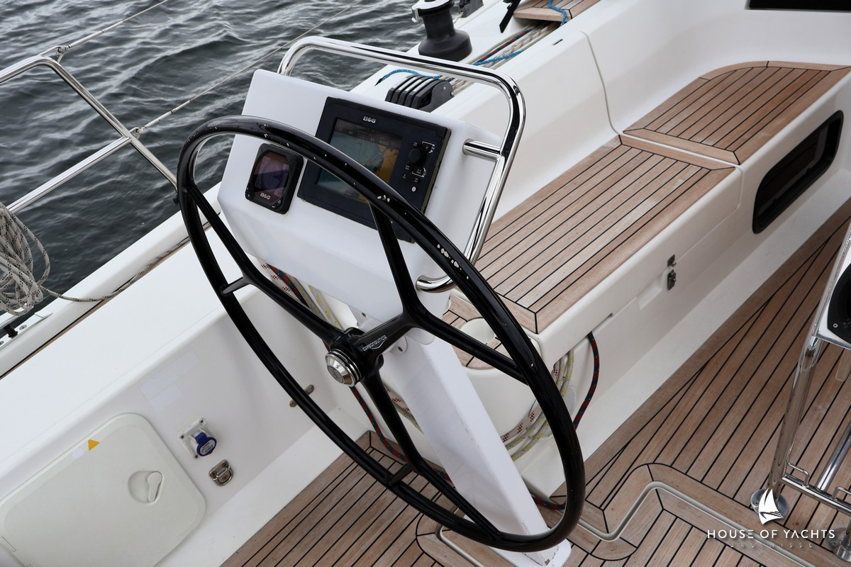 Hanse 445